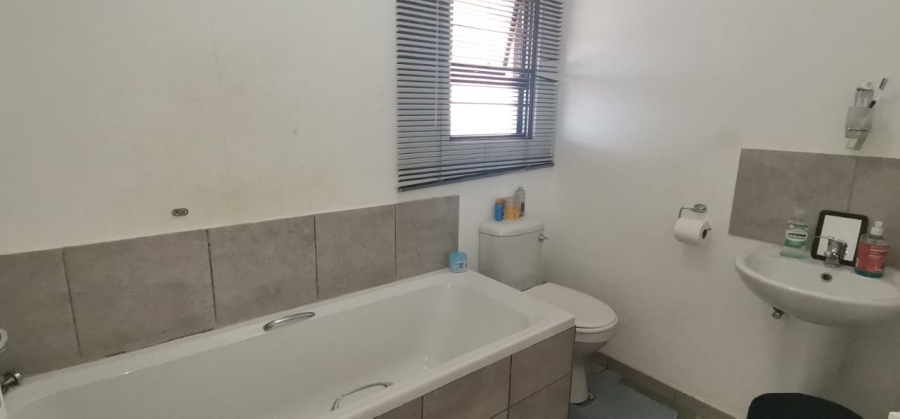 2 Bedroom Property for Sale in Raceway Free State